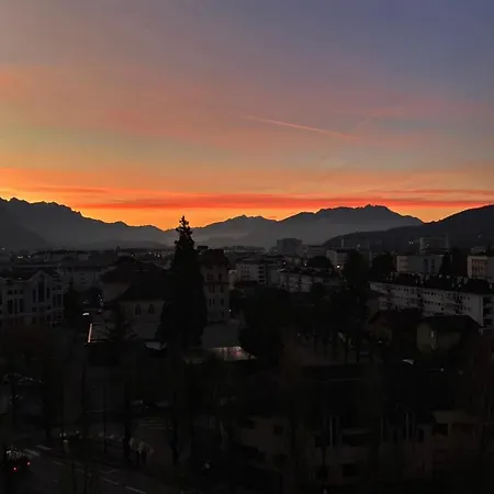 公寓 Luxueux T4 - Lac 5 Min - Parkings Privatifs - Vue Lac Et Montagne 阿讷西