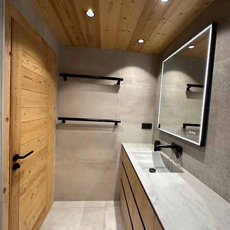 公寓 Luxueux T4 - Lac 5 Min - Parkings Privatifs - Vue Lac Et Montagne